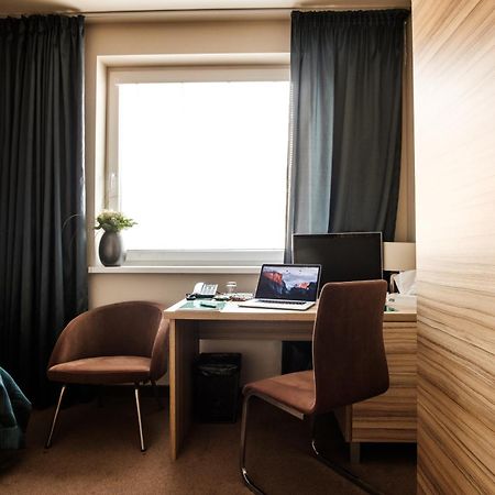 Hotel Deluxe With Free Wellness And Fitness Centrum Нитра Номер фото