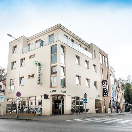 Hotel Deluxe With Free Wellness And Fitness Centrum Нитра Экстерьер фото
