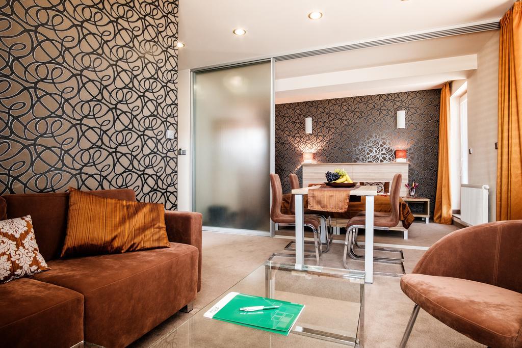 Hotel Deluxe With Free Wellness And Fitness Centrum Нитра Экстерьер фото