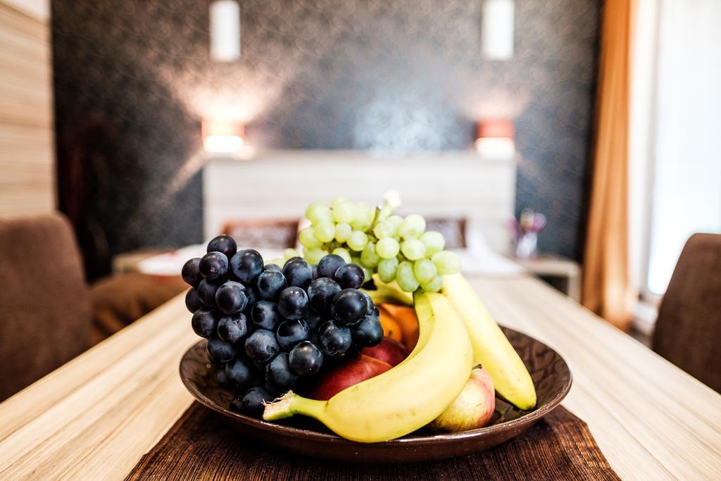 Hotel Deluxe With Free Wellness And Fitness Centrum Нитра Экстерьер фото