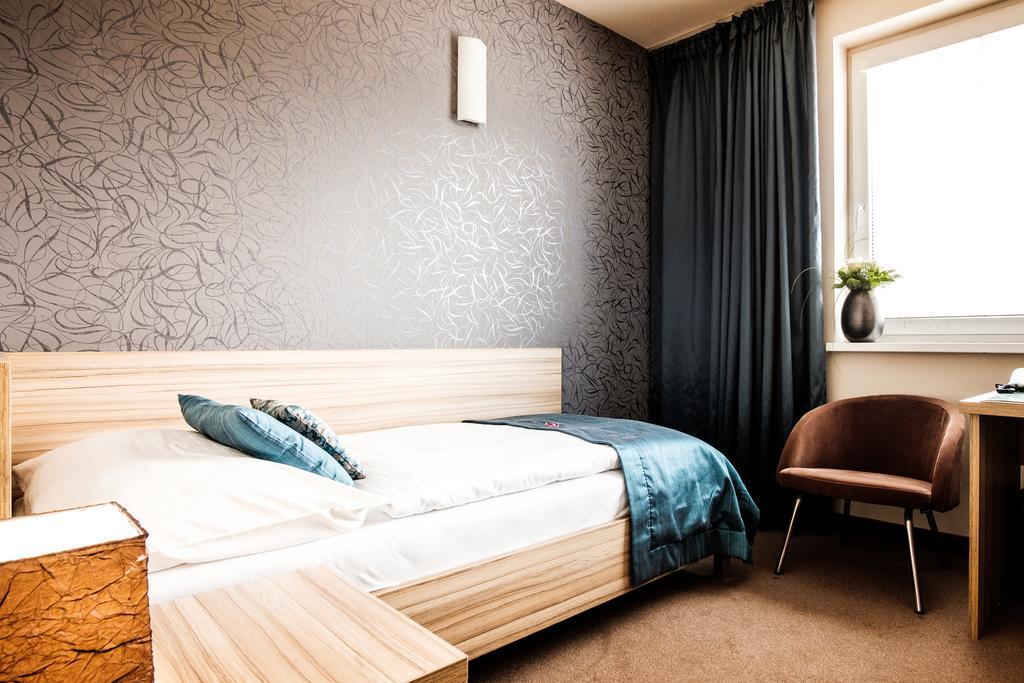 Hotel Deluxe With Free Wellness And Fitness Centrum Нитра Номер фото
